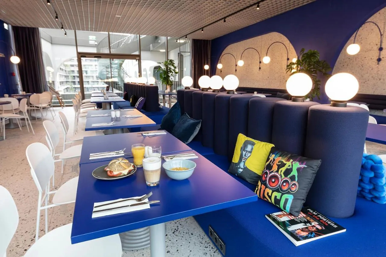 Ibis Styles Muenchen Perlach 3*, Múnich